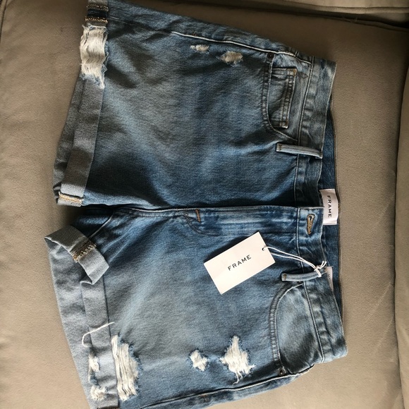 FRAME Le Beau denim shorts. NWT. - Picture 3 of 6